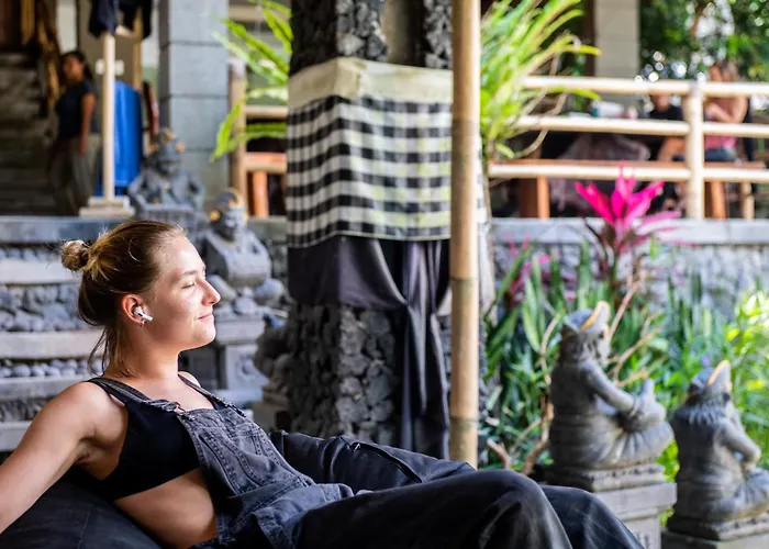 Surf & Yoga Bali